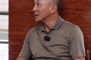 李群：我们的球员一板一眼 没有创造性 到了国际高端赛场打不了